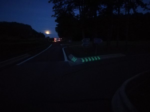 Autoroute A26 - Aire de repos SANEF du Bois d'Huez (62, FR)