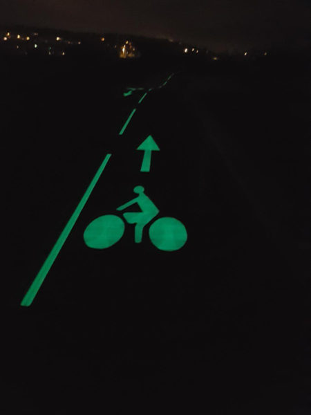 Marquage routier luminescent LuminoKrom®