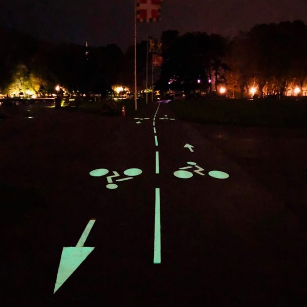 Piste cyclable lumineuse LuminoKrom Annecy – OliKrom©