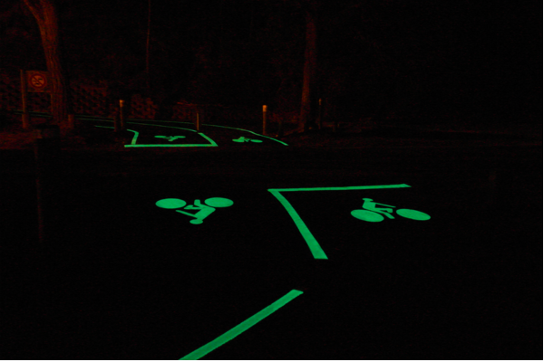 LuminoKrom sécurise les pistes cycables de nuit