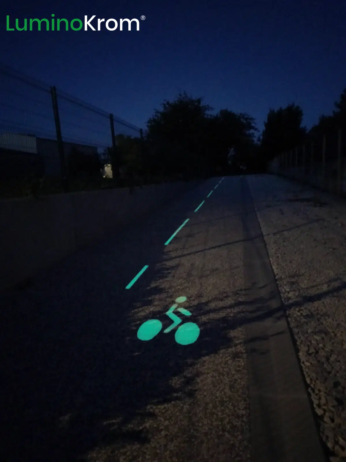 peinture luminescente au sol