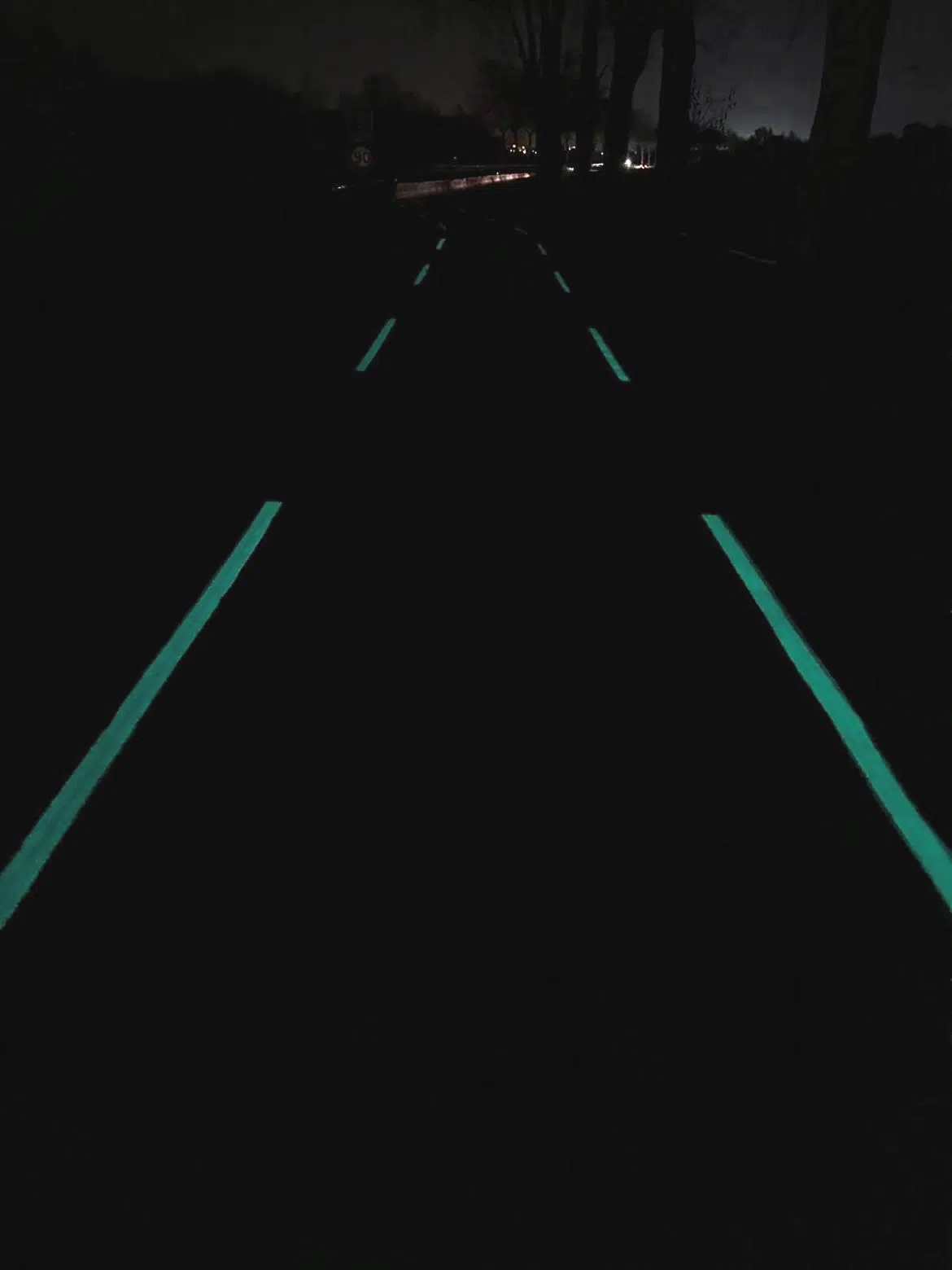 peinture luminescente au sol