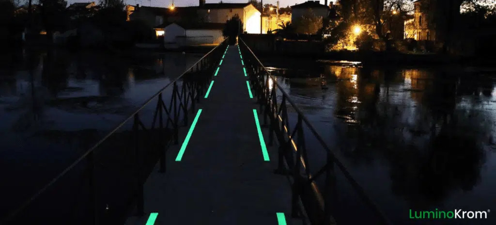 application-signaletique-luminokrom peinture luminescente